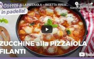 https://diggita.com/modules/auto_thumb/2021/09/11/1666901_zucchine-alla-pizzaiola-video-ricetta_thumb.jpg