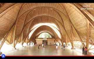 dal Mondo: Nessuna porta o parete, per la scuola sostenibile costruita col bambù di Bali