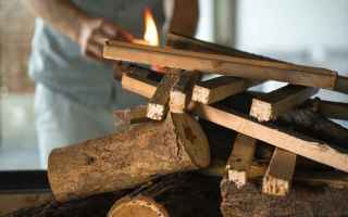 Giardinaggio: legna da ardere  caminetto  stufa a legn