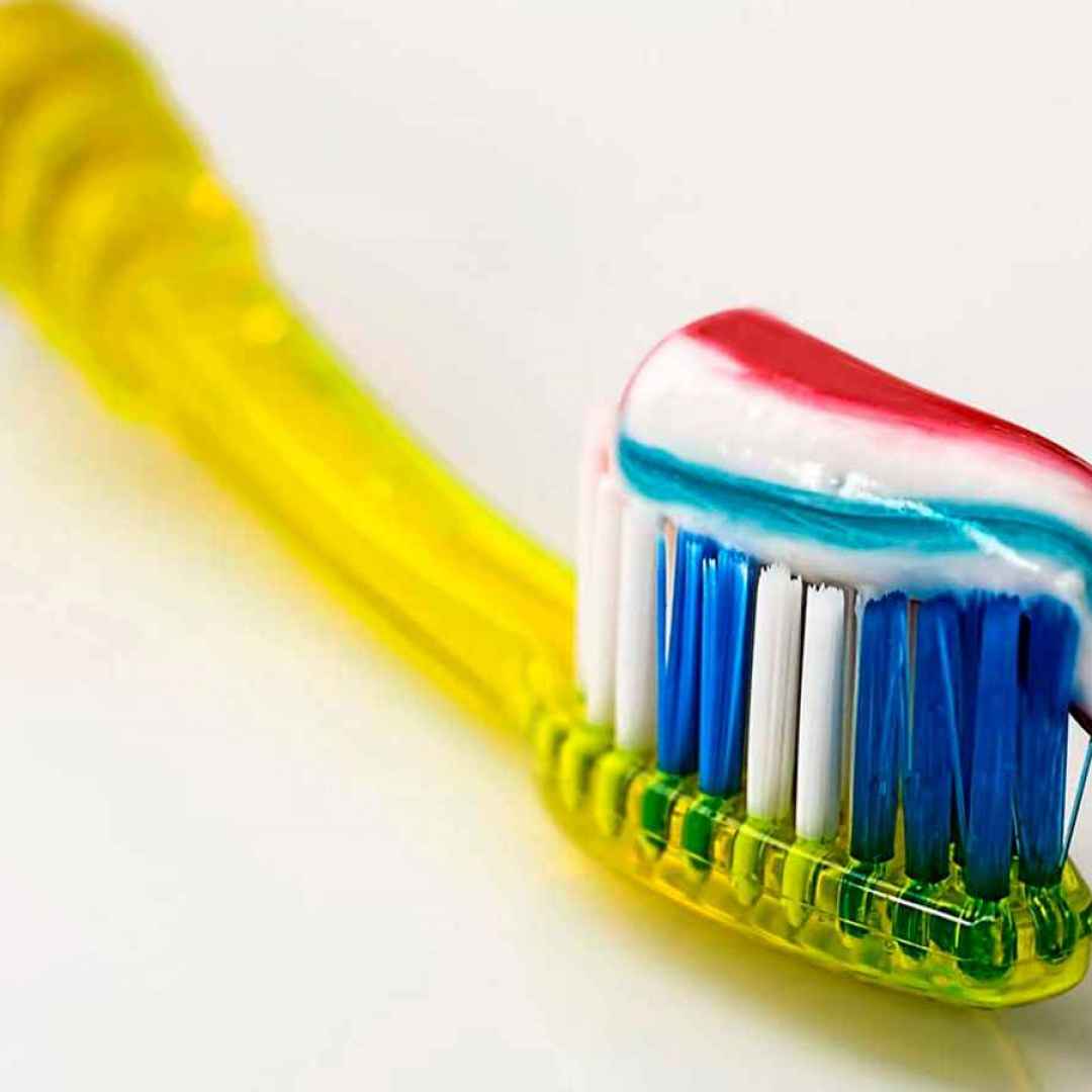 dentifricio senza fluoro