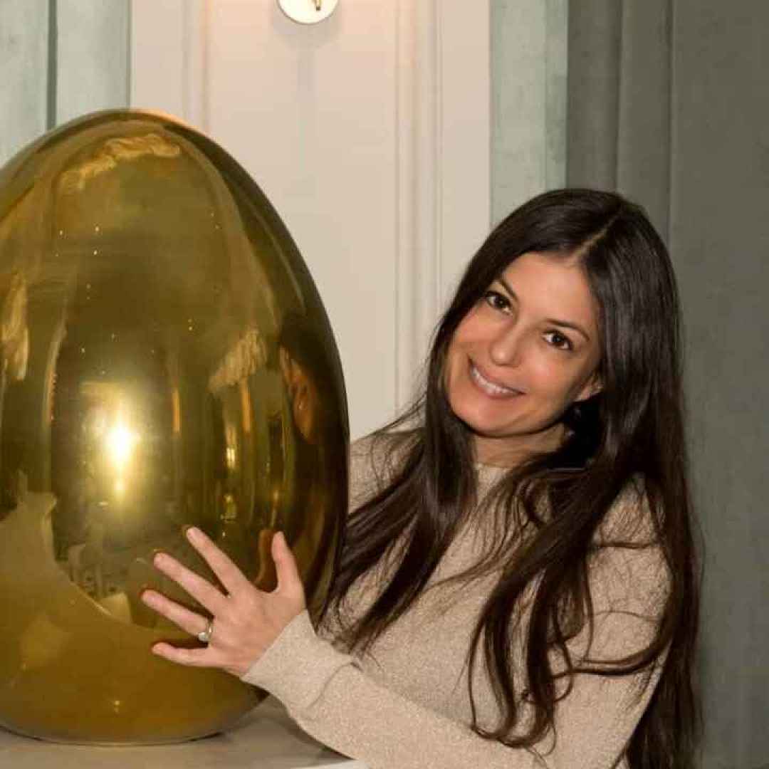 Sara Tommasi realizza un Uovo-Gioiello per Pasqua