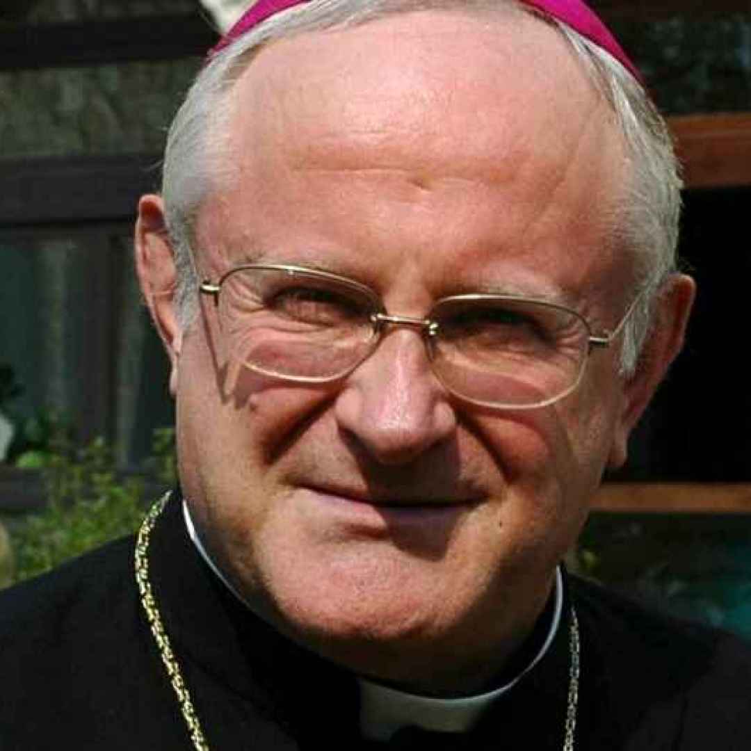*Elezioni a Verona, la lettera del vescovo Zenti: “Chi vota pensi a famiglia voluta da Dio e dica no a gender”