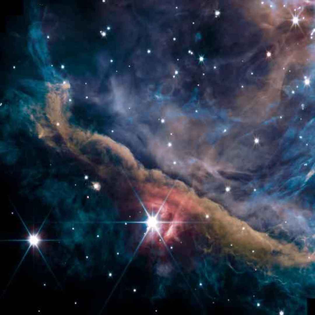 nebulosa di orione  james webb  stelle