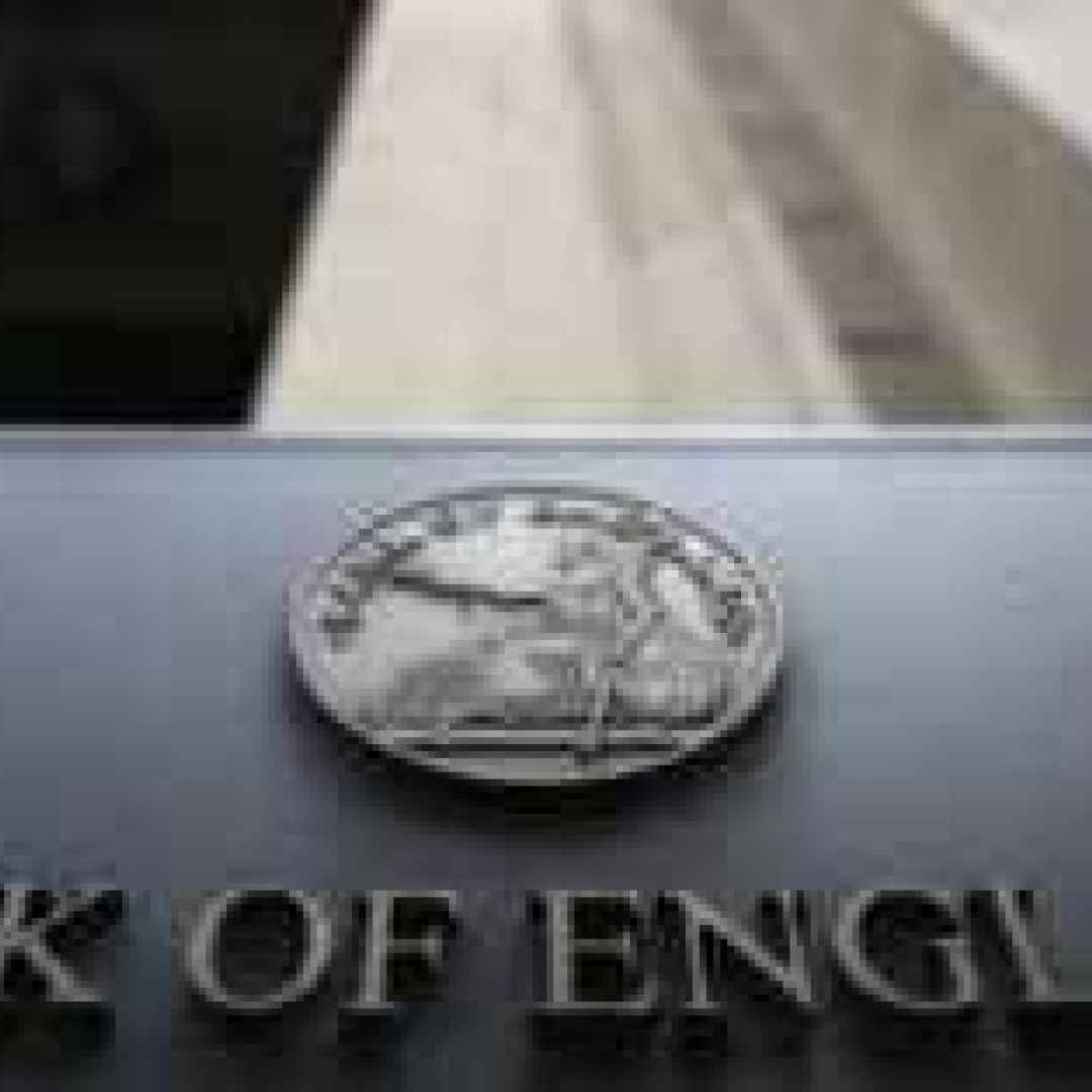 bank of england  triplo massimo  bonus