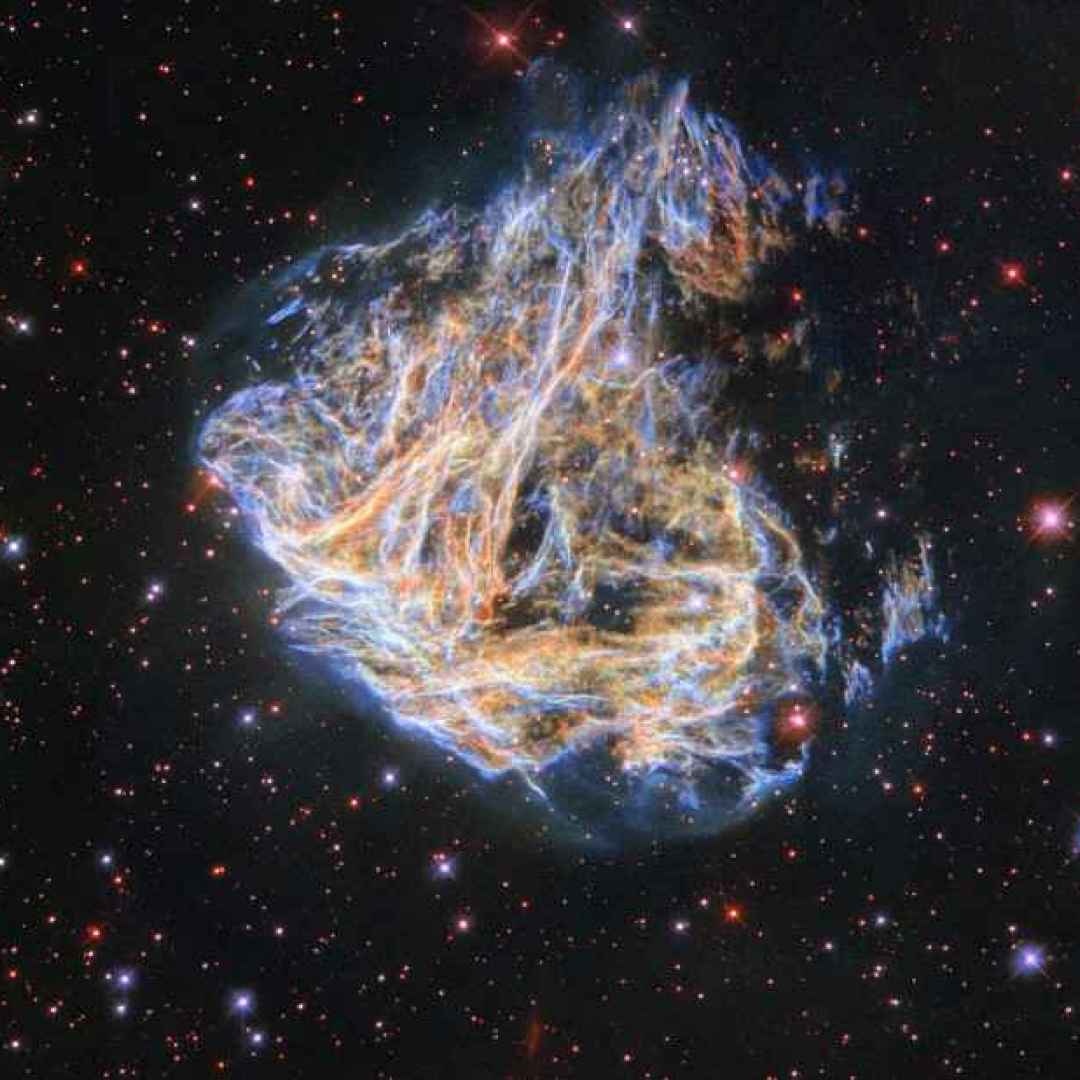 supernova  dem l 190  hubble