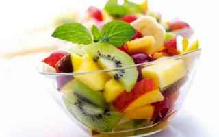 Alimentazione: mangiare sano  frutta  dieta  food