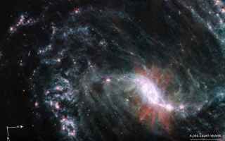 Astronomia: james webb  galassie