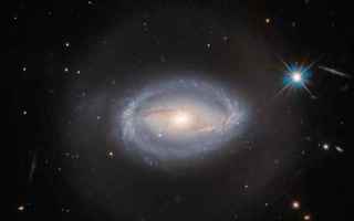 Astronomia: galassie  hubble  z 229-15