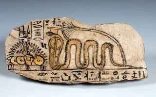 Cultura: guardiana  meretseger  mitologia egizia