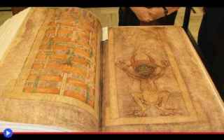 Libri: libri  tomi  manoscritti  medioevo