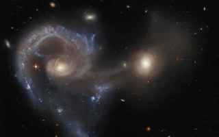 Astronomia: arp 107  hubble  galassie