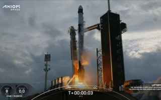 L'Italia ancora nello spazio: la navicella spaziale SpaceX Crew Dragon Freedom è partita per la missione privata Ax-3