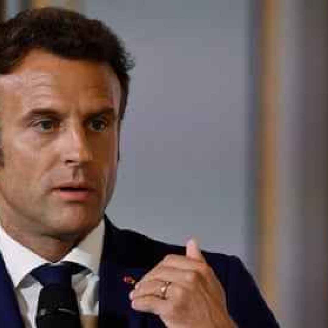 Macron tasta il terreno con una sparata sui soldati NATO contro la Russia, ma gli altri leader lo smentiscono