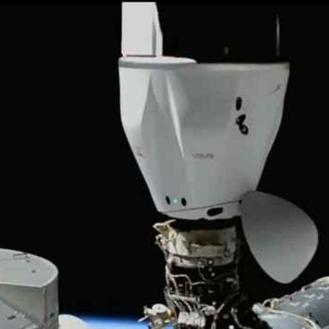Il cargo spaziale SpaceX Dragon ha raggiunto la Stazione Spaziale Internazionale nella missione di rifornimento CRS-30