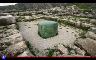 La misteriosa questione archeologica del cubo verde nel Grande Tempio ittita