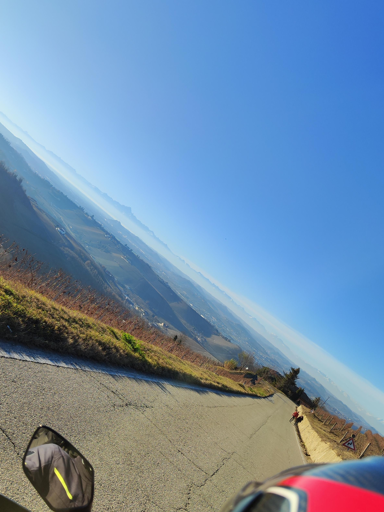 scendendo da Treiso, Langhe, CN