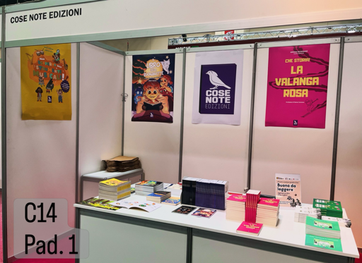 Stand C14 pad. 1