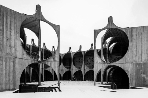 Cimitero brutalista di Busto Arsizio