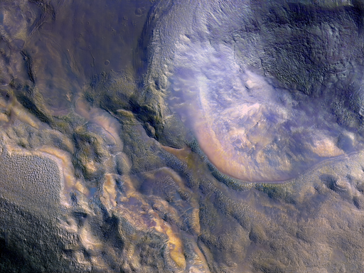 I Monti Flegra sono una cresta e un sistema di bacini idrografici che si estendono da nord a sud, situati a nord-est dell'altopiano vulcanico Elysium.