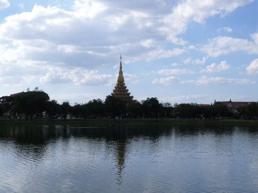 Lago Bueng Kaen Nakhon a Khon Kaen, Isaan, Thailandia.