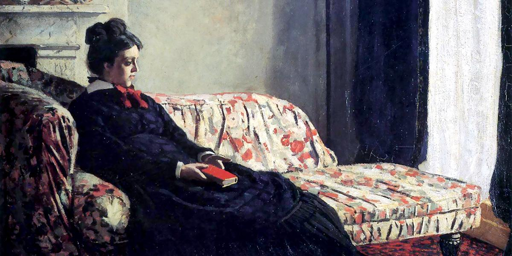 Una giovane donna si abbandona meditabonda sul divano a fiori. Lei indossa un abito blu con un fiocco rosso al collo: anche i fiori del divano sono rossi, e rosso è anche il libro che tiene in mano, senza aprirlo. Che penserà?