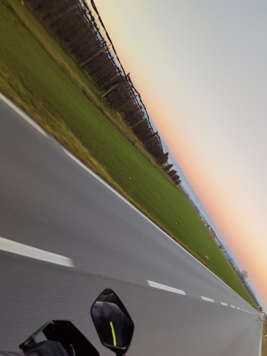 lungo una strada del cuneese