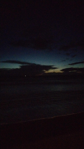 Aurora dopo la pioggia con nuvole non più minacciose