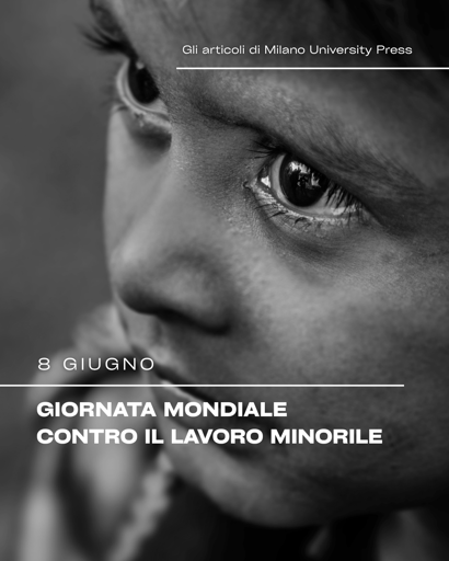 foto in bianco nero del visto di un bambino in primo piano con gli occhi luccicanti di lacrime.