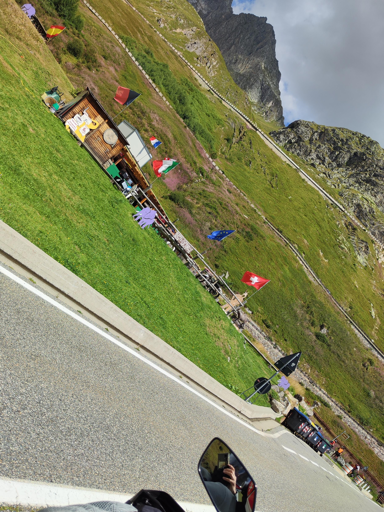 verso il Col du Gd-St-Bernard CH 2.473 mt