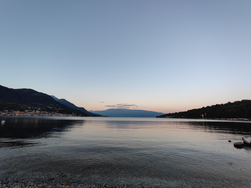 golfo di Salò, sponda bresciana Lago di Garda